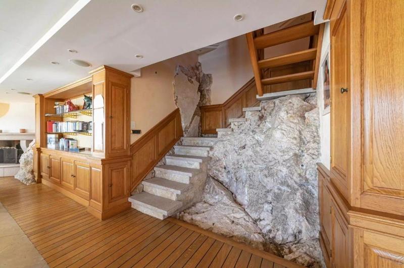 Maison - 162 m² - 8 pièces