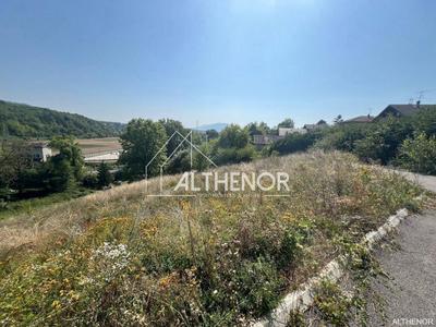 Terrain constructible - 891 m²