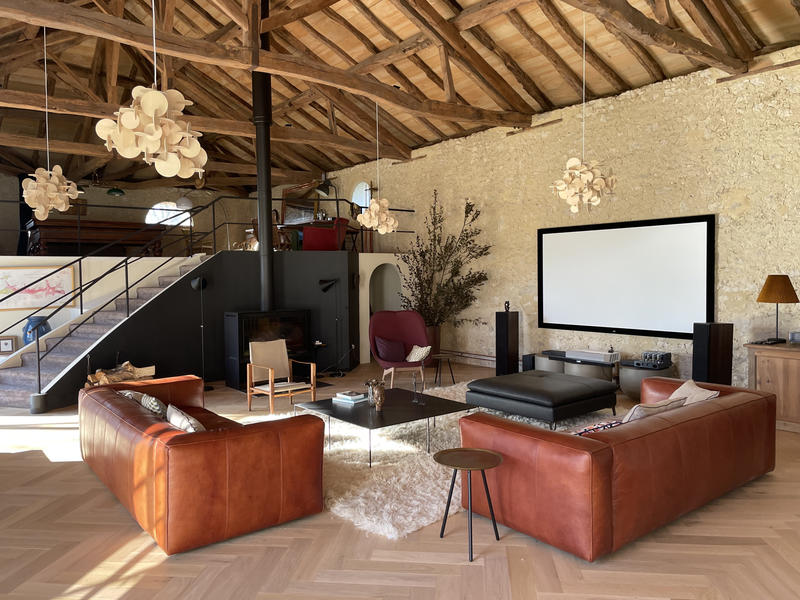 Maison - 399 m² - 7 pièces