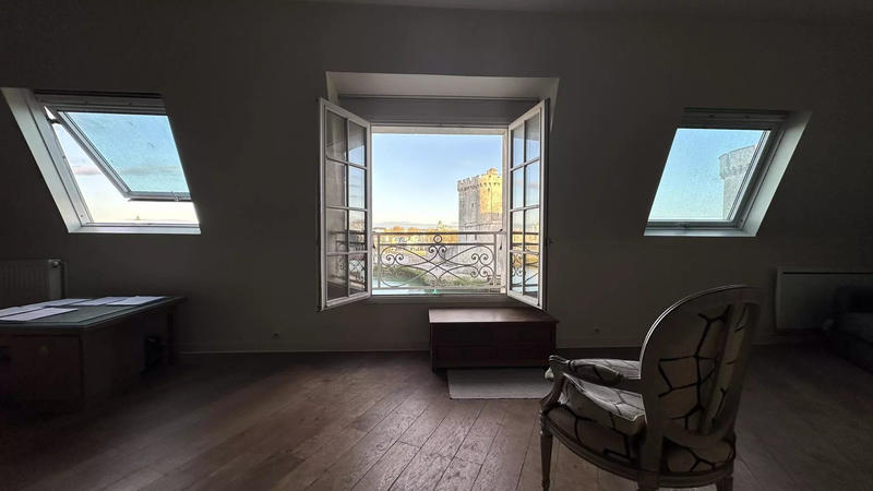 Appartement - 125 m² - 4 pièces