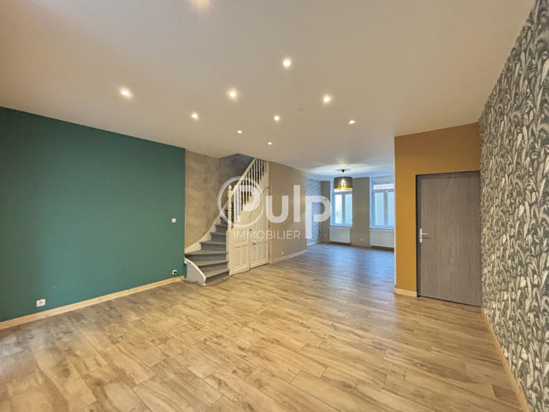 Maison - 160 m² - 6 pièces