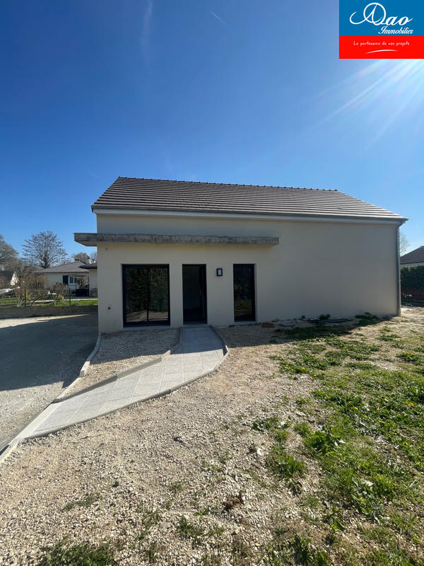 Maison - 105 m² - 5 pièces