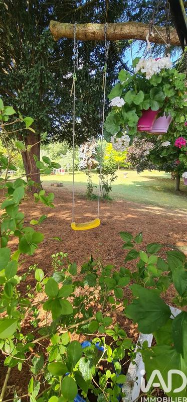 Maison - 212 m² - 5 pièces