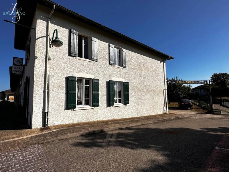 Local commercial - 234 m²