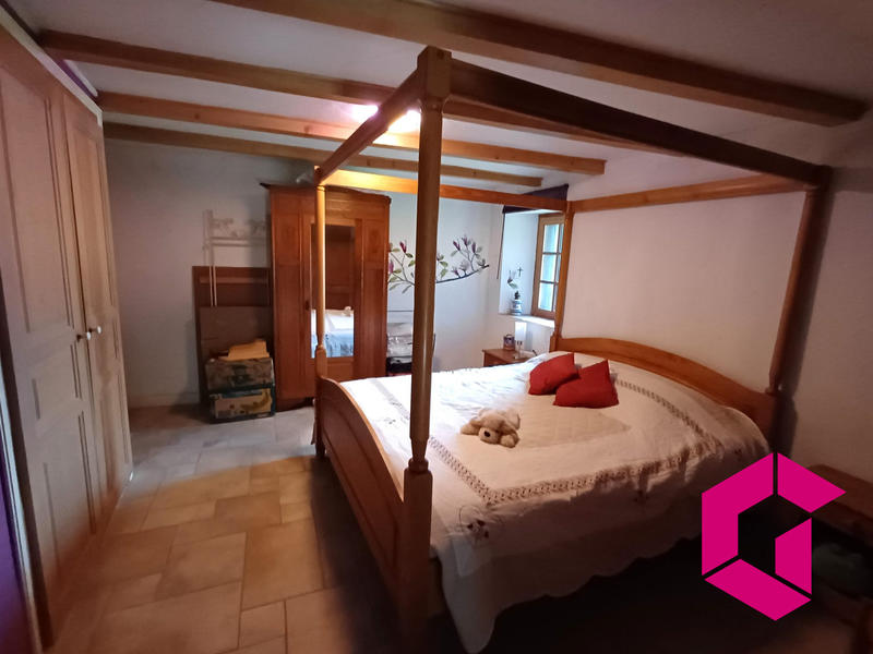 Maison ancienne - 168 m² - 4 pièces