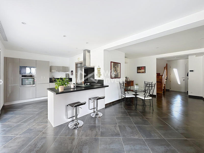 Villa - 115 m² - 5 pièces