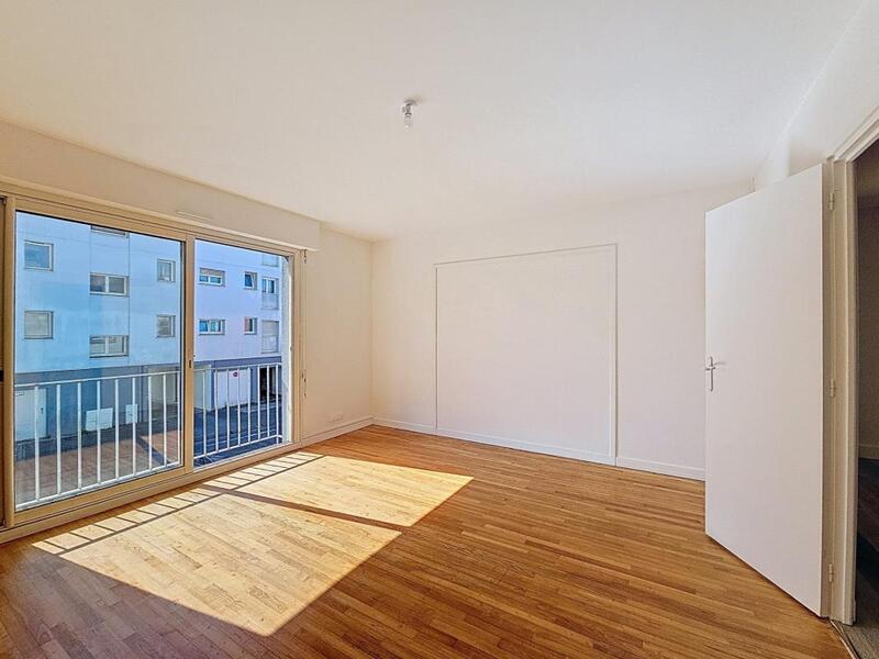 Appartement - 99 m² - 5 pièces