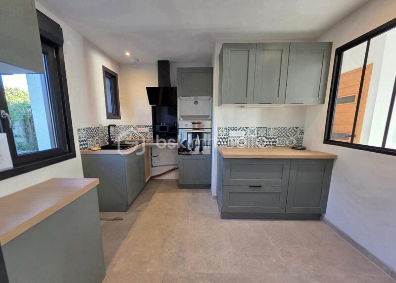 Maison traditionnelle - 100 m² - 6 pièces