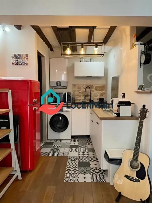 Studio - 25 m² - 1 pièce