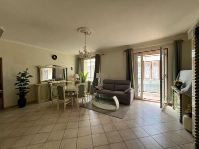 Maison - 163 m² - 7 pièces