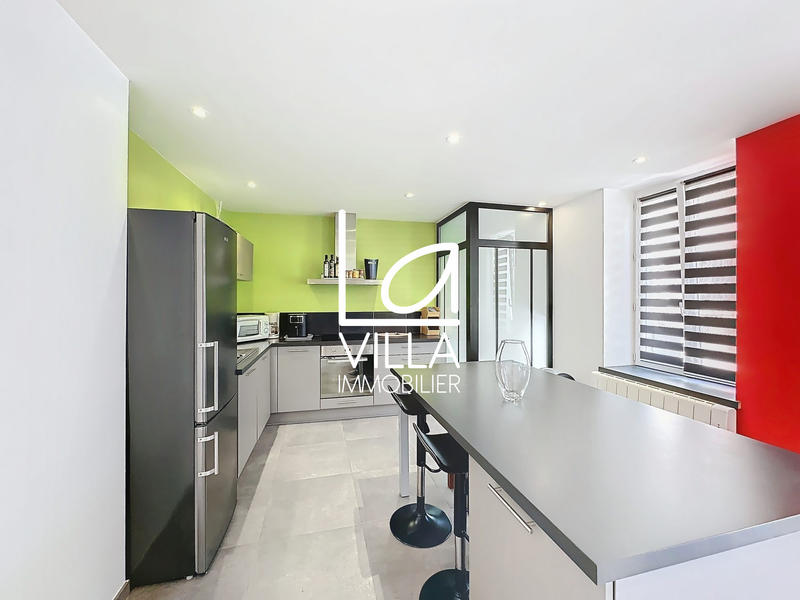 Appartement - 81 m² - 4 pièces