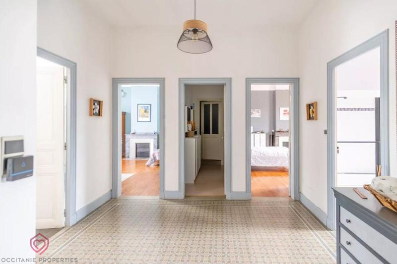 Maison de maîtres - 530 m² - 19 pièces