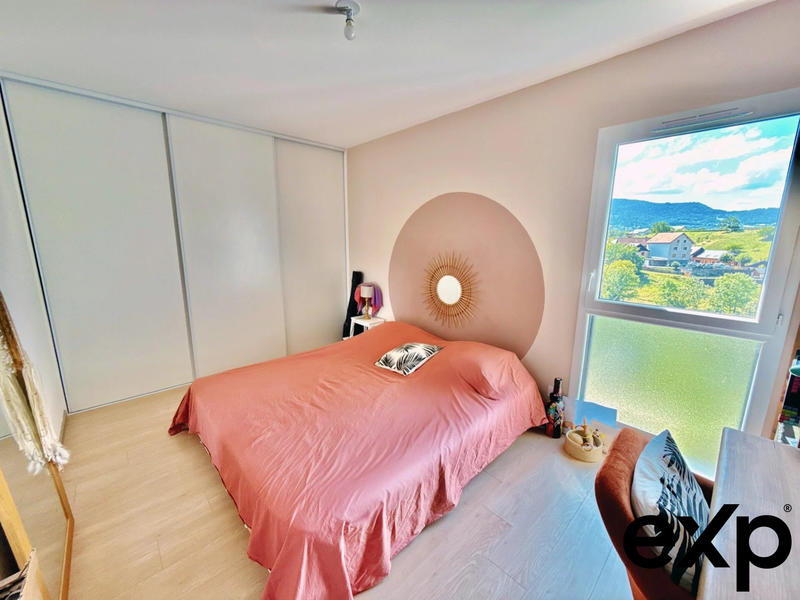 Appartement - 92 m² - 4 pièces