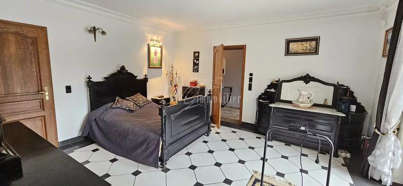 Maison de village - 295 m² - 7 pièces