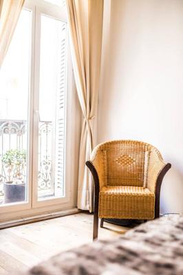 Appartement - 130 m² - 3 pièces