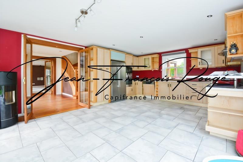 Maison - 190 m² - 7 pièces