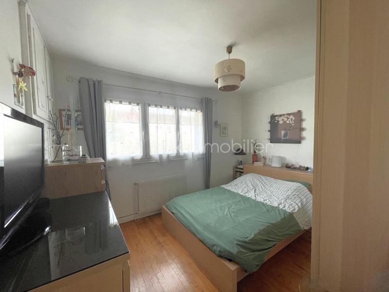 Maison - 98 m² - 6 pièces