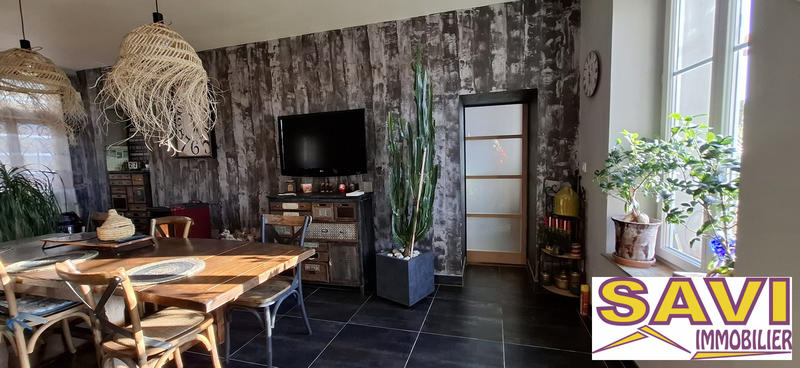 Maison ancienne - 210 m² - 9 pièces