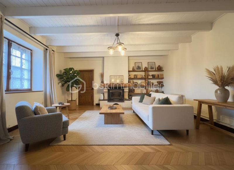 Maison - 122 m² - 6 pièces