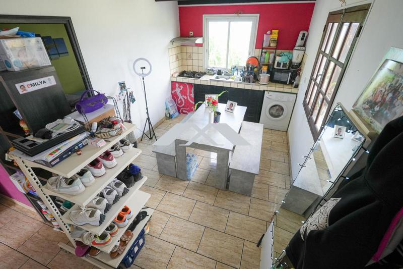 Maison - 185 m² - 11 pièces