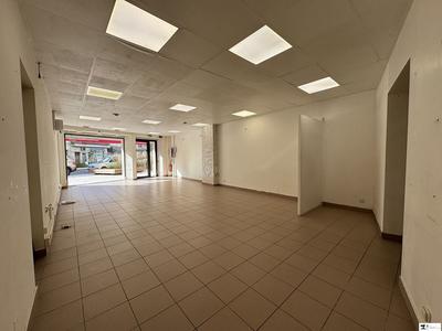 Local commercial - 55 m² - 1 pièce