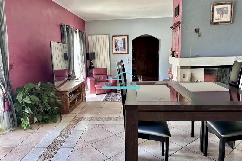 Villa - 280 m² - 9 pièces