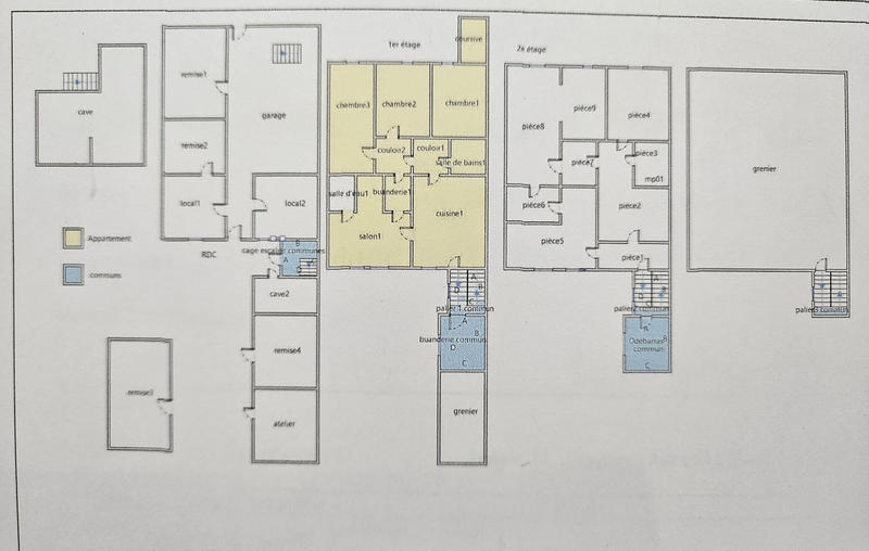 Maison - 280 m² - 10 pièces