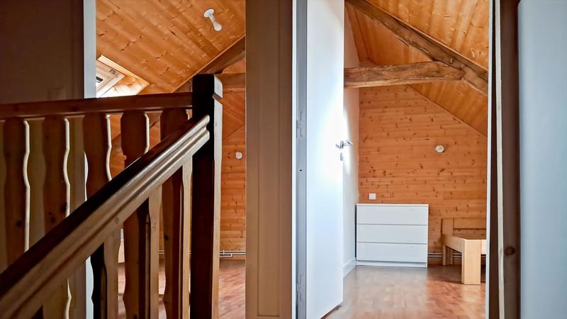 Propriété - 280 m² - 8 pièces