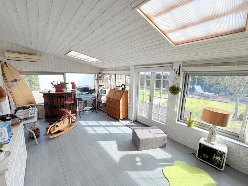 Maison - 137 m² - 6 pièces