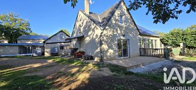 Maison - 216 m² - 8 pièces