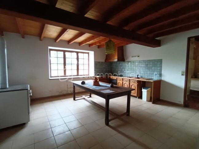 Corps de ferme - 379 m² - 14 pièces