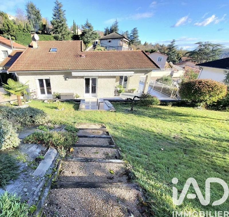 Maison - 157 m² - 6 pièces