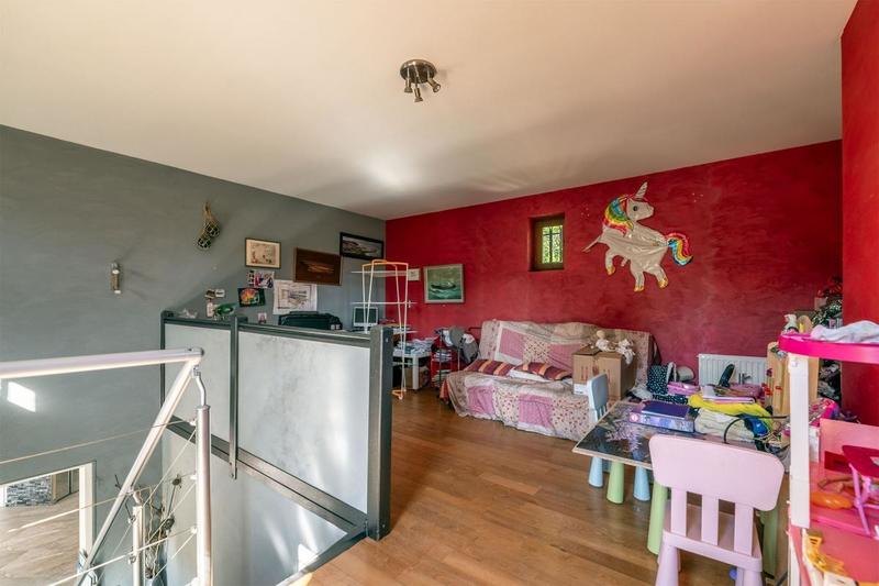 Maison - 340 m² - 11 pièces