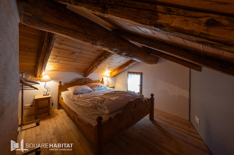 Maison - 356 m² - 10 pièces