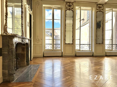 Appartement - 191 m² - 6 pièces