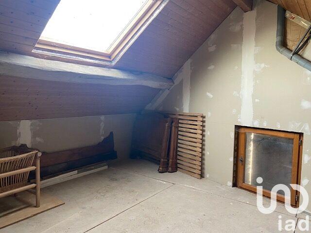 Maison - 221 m² - 5 pièces