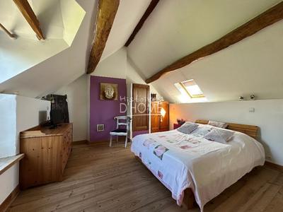 Maison - 111 m² - 4 pièces