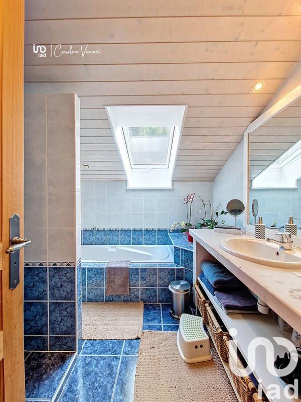 Maison de village - 181 m² - 7 pièces