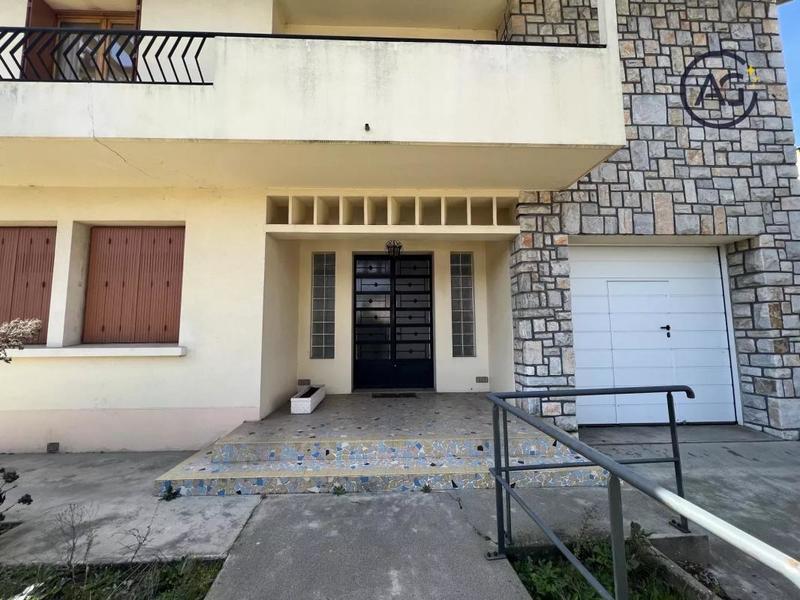 Maison - 156 m² - 7 pièces