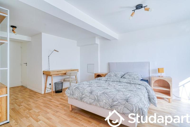 Chambre - 14 m² - 1 pièce