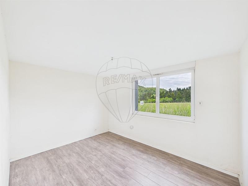 Local commercial - 1 260 m² - 10 pièces