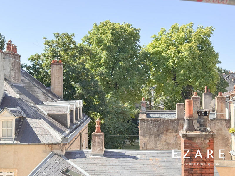 Appartement - 175 m² - 6 pièces