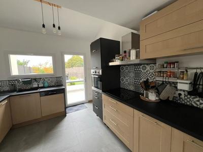 Maison - 109 m² - 6 pièces