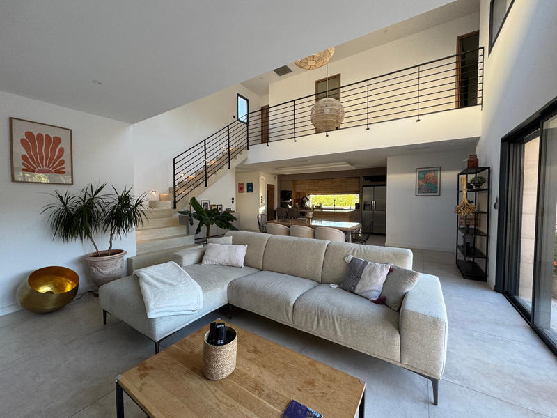 Maison - 130 m² - 4 pièces