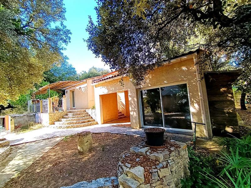 Maison - 95 m² - 5 pièces