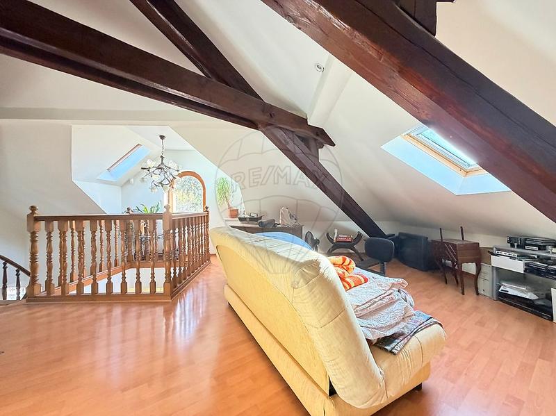 Maison - 175 m² - 5 pièces