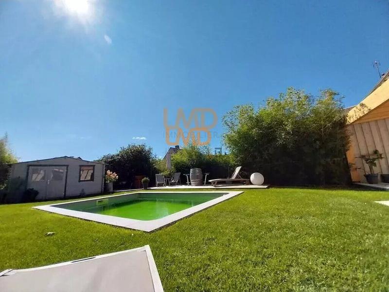 Maison de village - 130 m² - 5 pièces