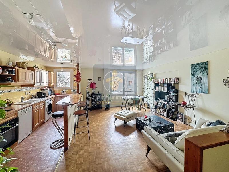 Appartement - 67 m² - 3 pièces