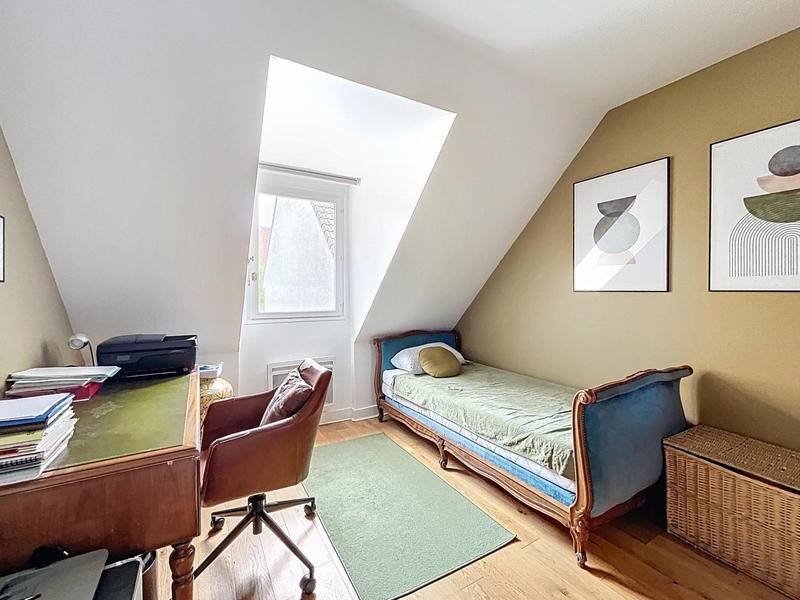 Maison - 189 m² - 7 pièces