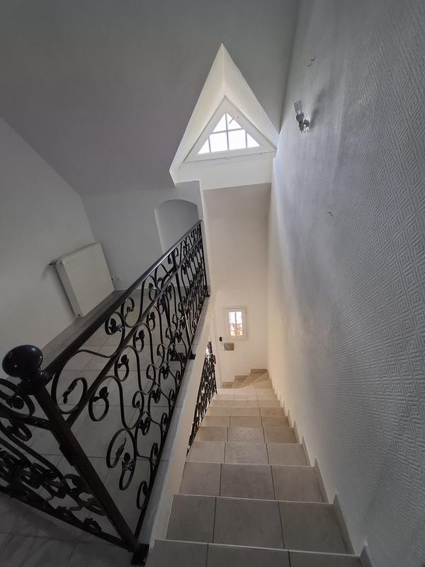 Maison traditionnelle - 150 m² - 6 pièces